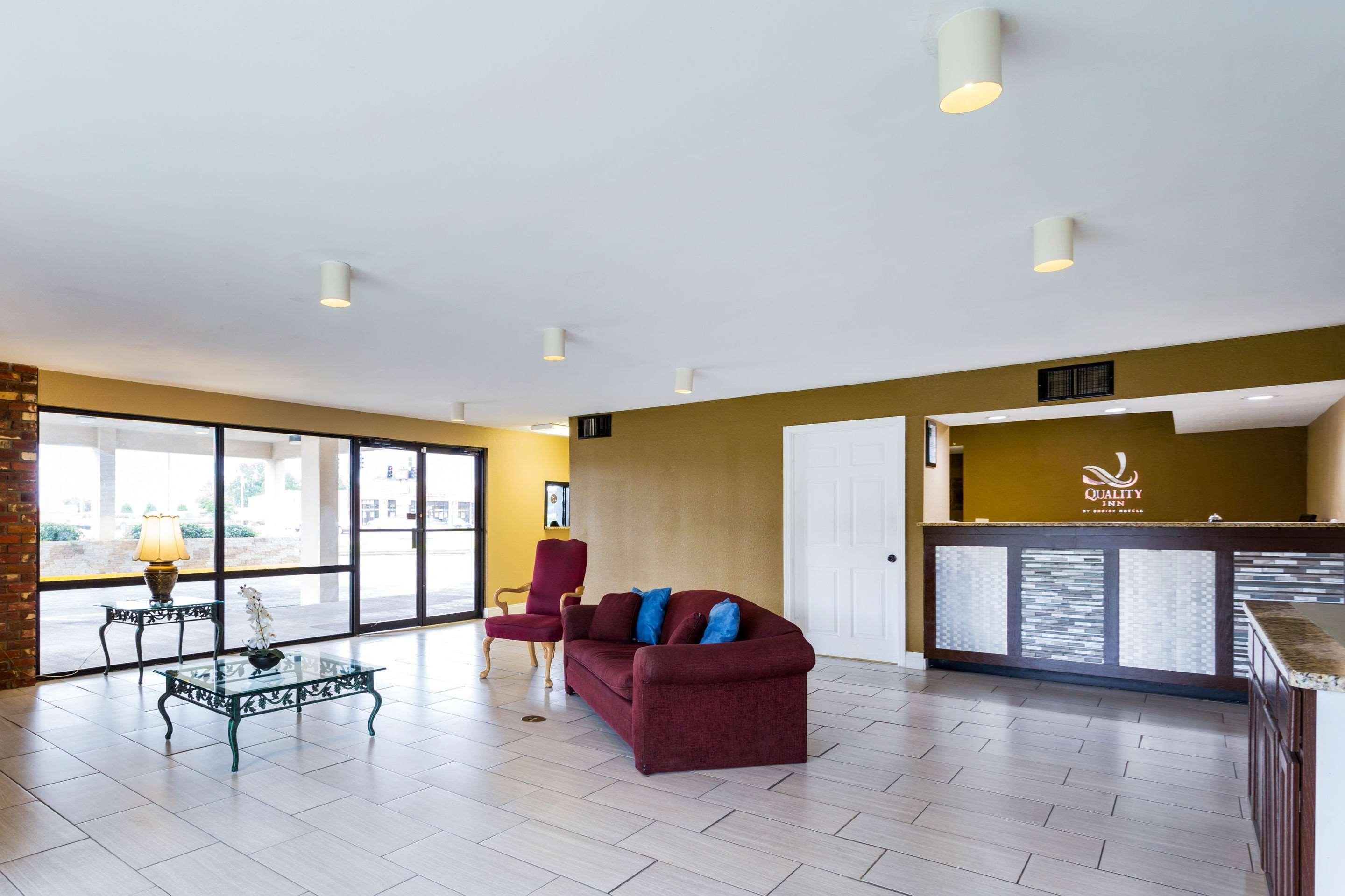 Quality Inn Indianola Exterior photo