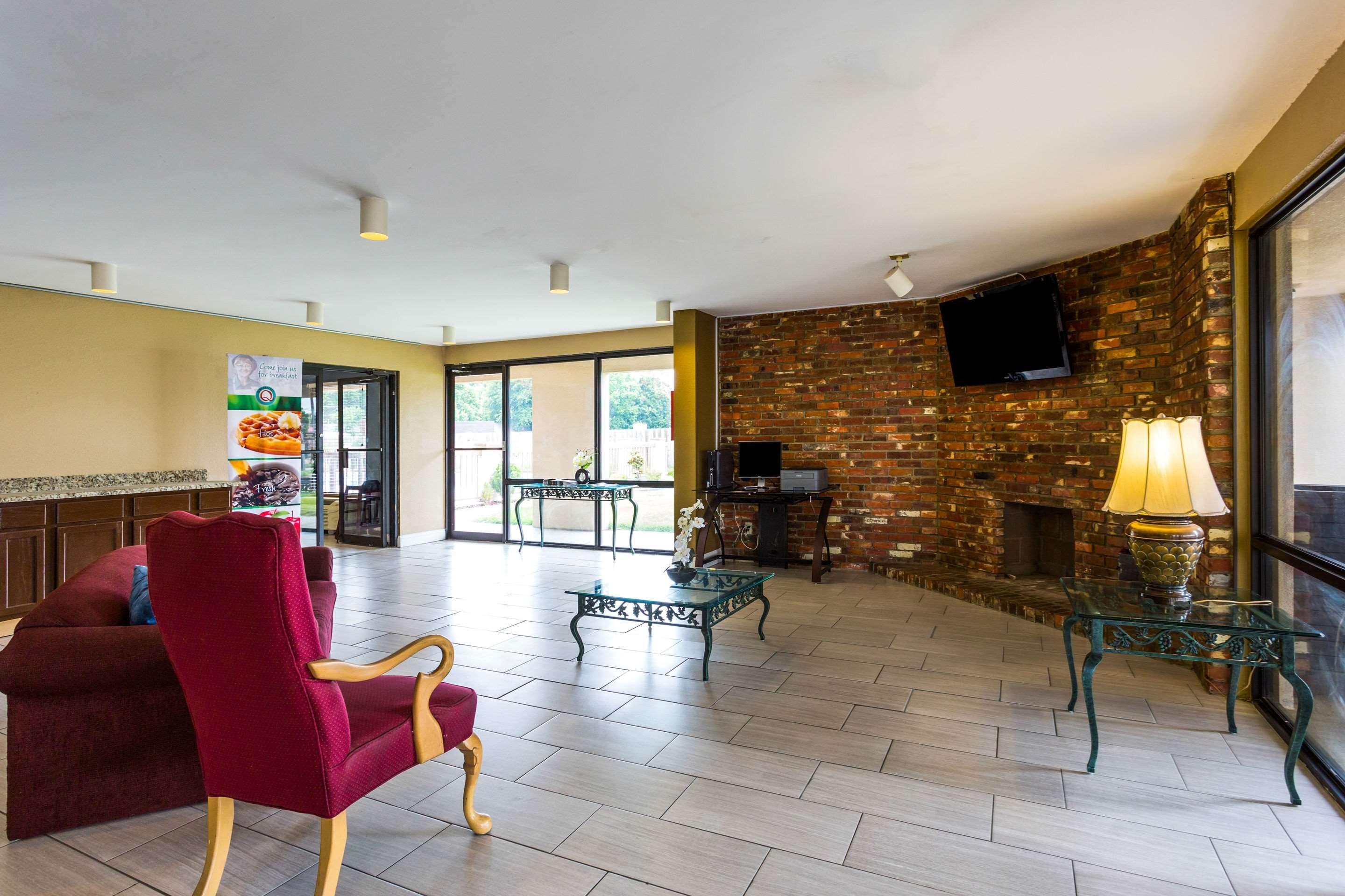 Quality Inn Indianola Exterior photo