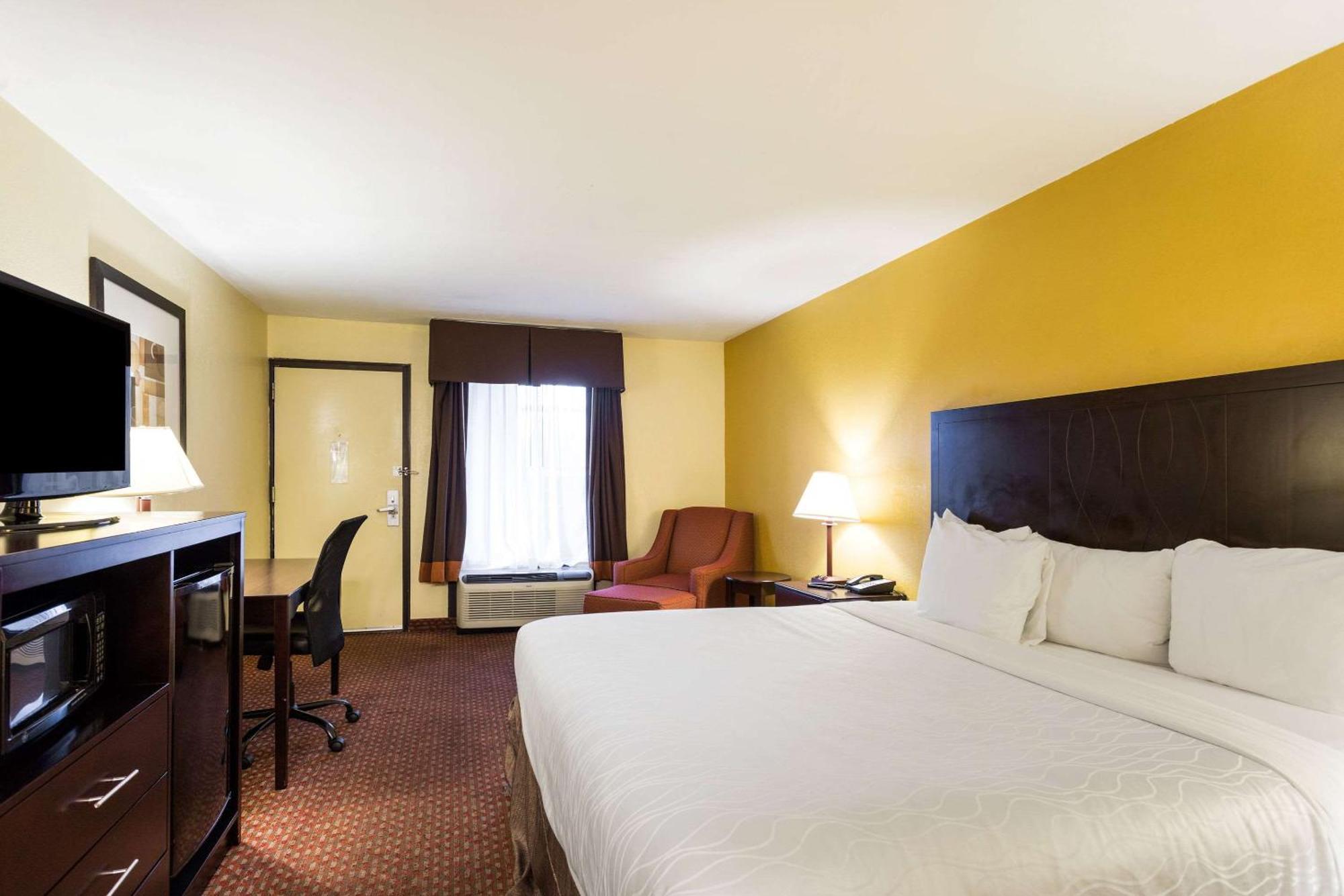 Quality Inn Indianola Exterior photo